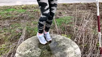 Lara Fox - Hot wet butt