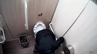 NewStreetToilet-325