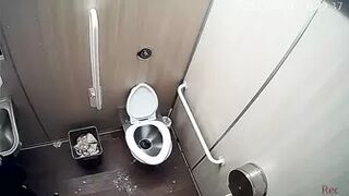 NewStreetToilet-324