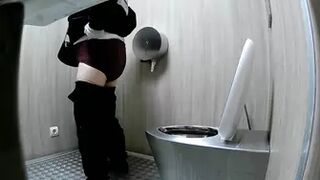 NewStreetToilet-276