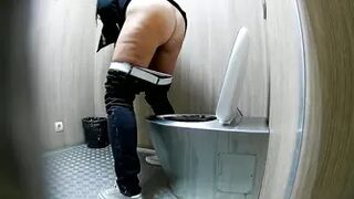Publictoiletsl74 vol 804