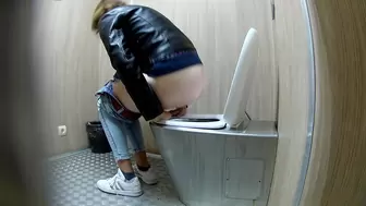 Publictoiletsl74 vol 806
