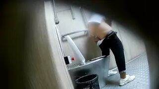 Publictoiletsl74 vol 767