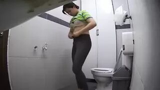 Hidden toilet, Vietnam 02