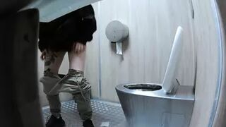 newstreettoilet-218