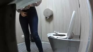 newstreettoilet-211