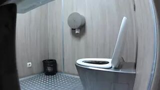newstreettoilet-207