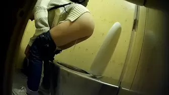 Publictoiletsl74 vol 640