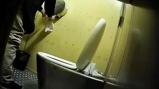 Publictoiletsl74 vol 635