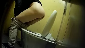 Publictoiletsl74 vol 635