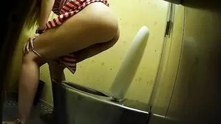Publictoiletsl74 vol 614