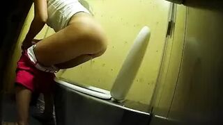 Publictoiletsl74 vol 606