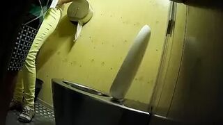 Publictoiletsl74 vol 592