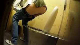 Publictoiletsl74 vol 583