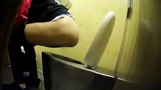 Publictoiletsl74 vol 581