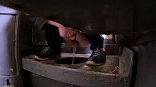 toilet in the train (test)