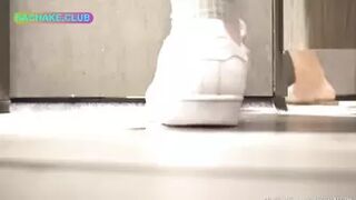 Toilet spy 29