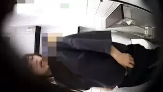 Kuri-Chan Toilet Voeur 03