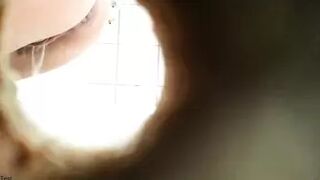 Spy WC: Wife pees while standing over the bowl