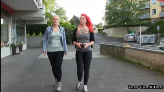 Lara-Cumkitten and Bonnie Stylez - Bank pissed