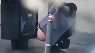 Pissing 5