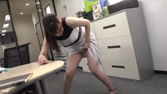 FSET-859 Mass Urination In Such A Place? ! A Woman Who Leaks Without Being Able To Endure If She Fellatio Instead Of Stopping