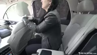 Katarina Yarinov - Between two cars