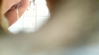 a young girl with nice face