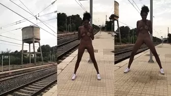 Luna Corazon public train station