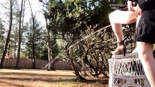 HugeBladderQueen - Here’s a higher quality version of my latest Reddit post!