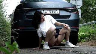 Audrey - Pissing scene