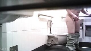 Hot Girls In Student Toilet 12