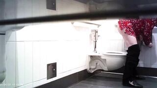 Hot Girls In Student Toilet 6