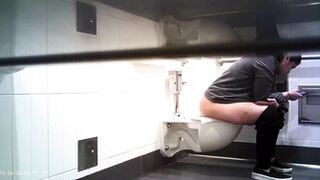 Hot Girls In Student Toilet 2