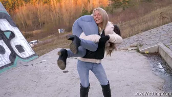 Teressa Bizzare - Tickle fun