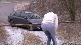 Emylia Argan - Voyeur