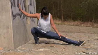 Asdis Loren - Wet exercising