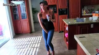 Bella - Secret Wetting