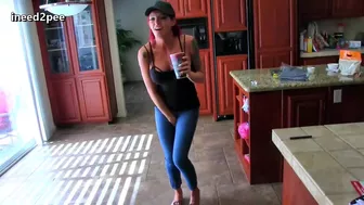 Bella - Secret Wetting