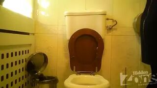 WC 2812