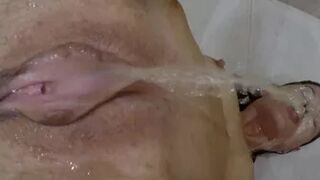 Julia Jordan - Piss Shower