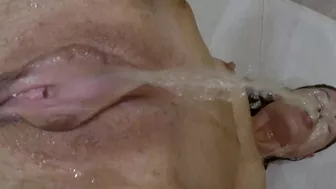 Julia Jordan - Piss Shower