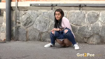 Shy Pisser