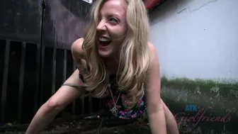 Karla Kush - Shopping and Batu Caves in Malaysia