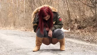 Jessica - Pissing Scene