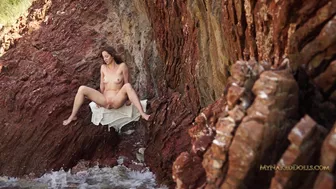 Louisa - Drowning at the sea of pleasure