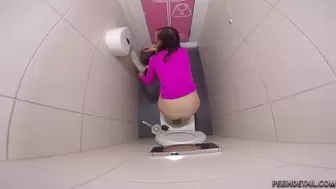 Petra Bludarova & Laura Sivkova - Meeting a friend II