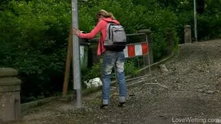 Laura - Slim and wet