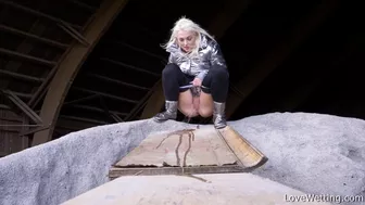 Lovita Fate - Pissing scene