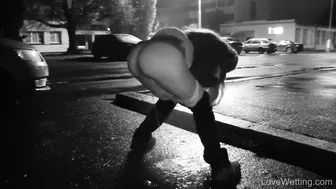 Julia - Pissing Scene